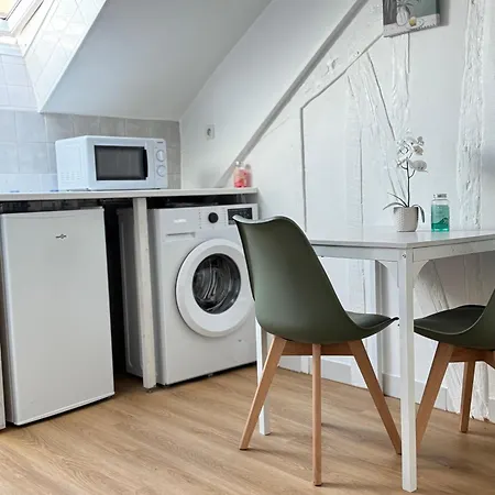 D'hote * Corbeil-Essonnes